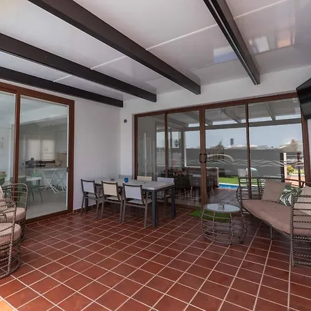 Sea Breeze Jarea * Playa Blanca