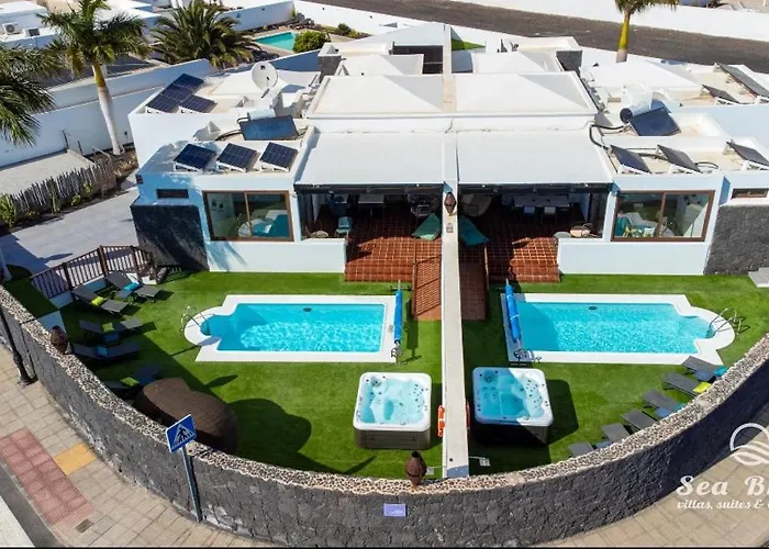 Sea Breeze Jarea Villa